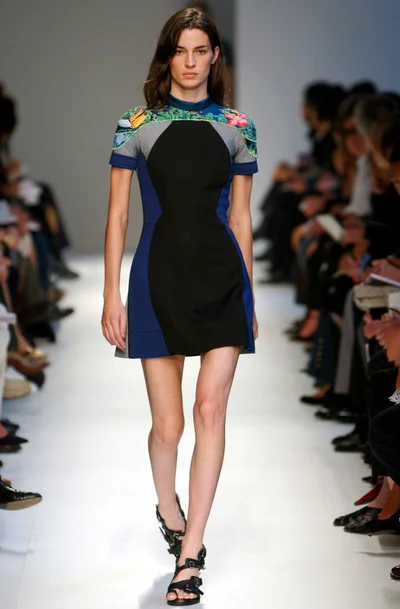 Look 3